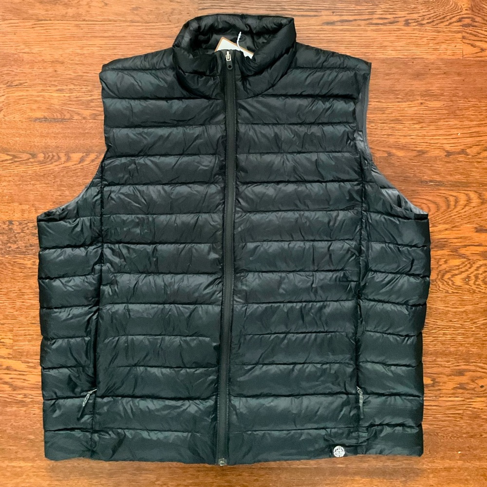 REI Men’s puffer vest